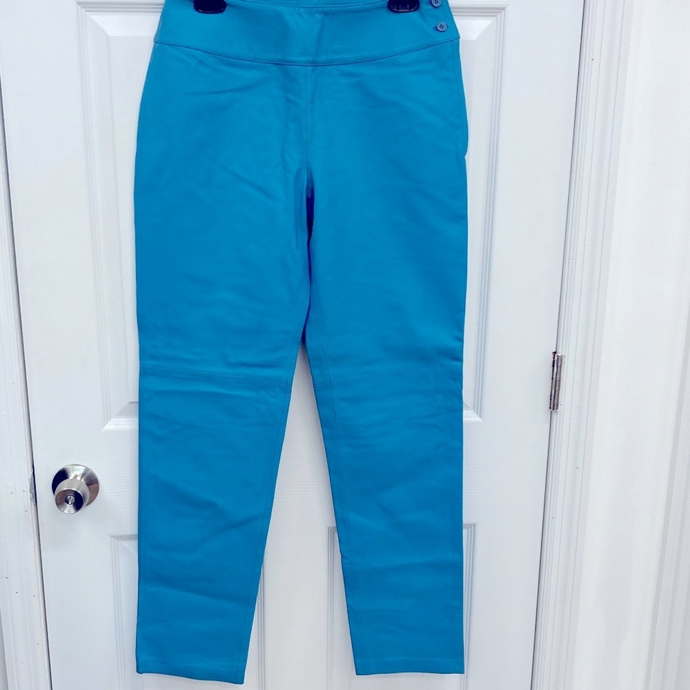 Newport News Easy Style Blue Leather Pants Size 8